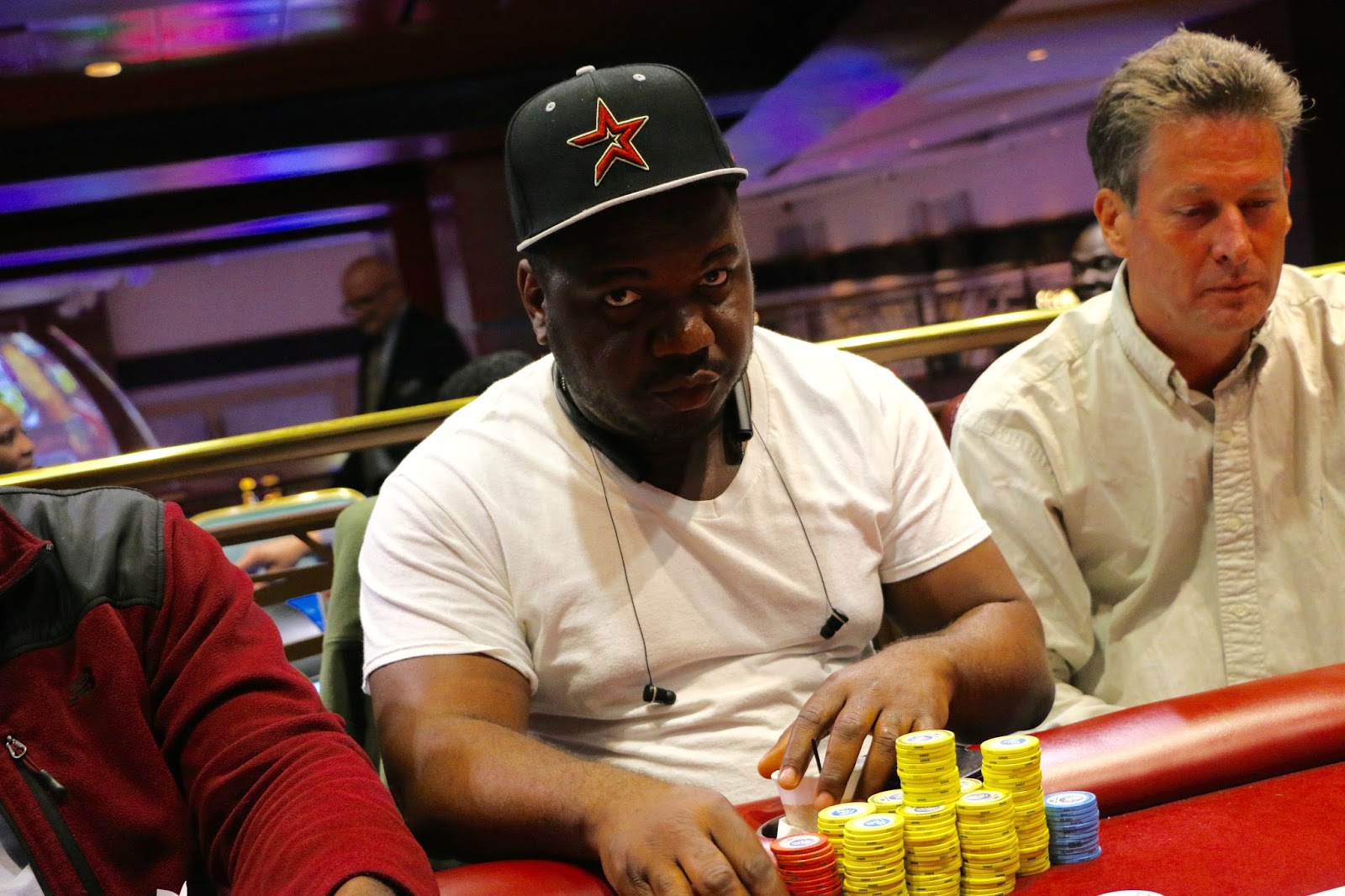 B 17 blackjack Texas holdem roma 2014