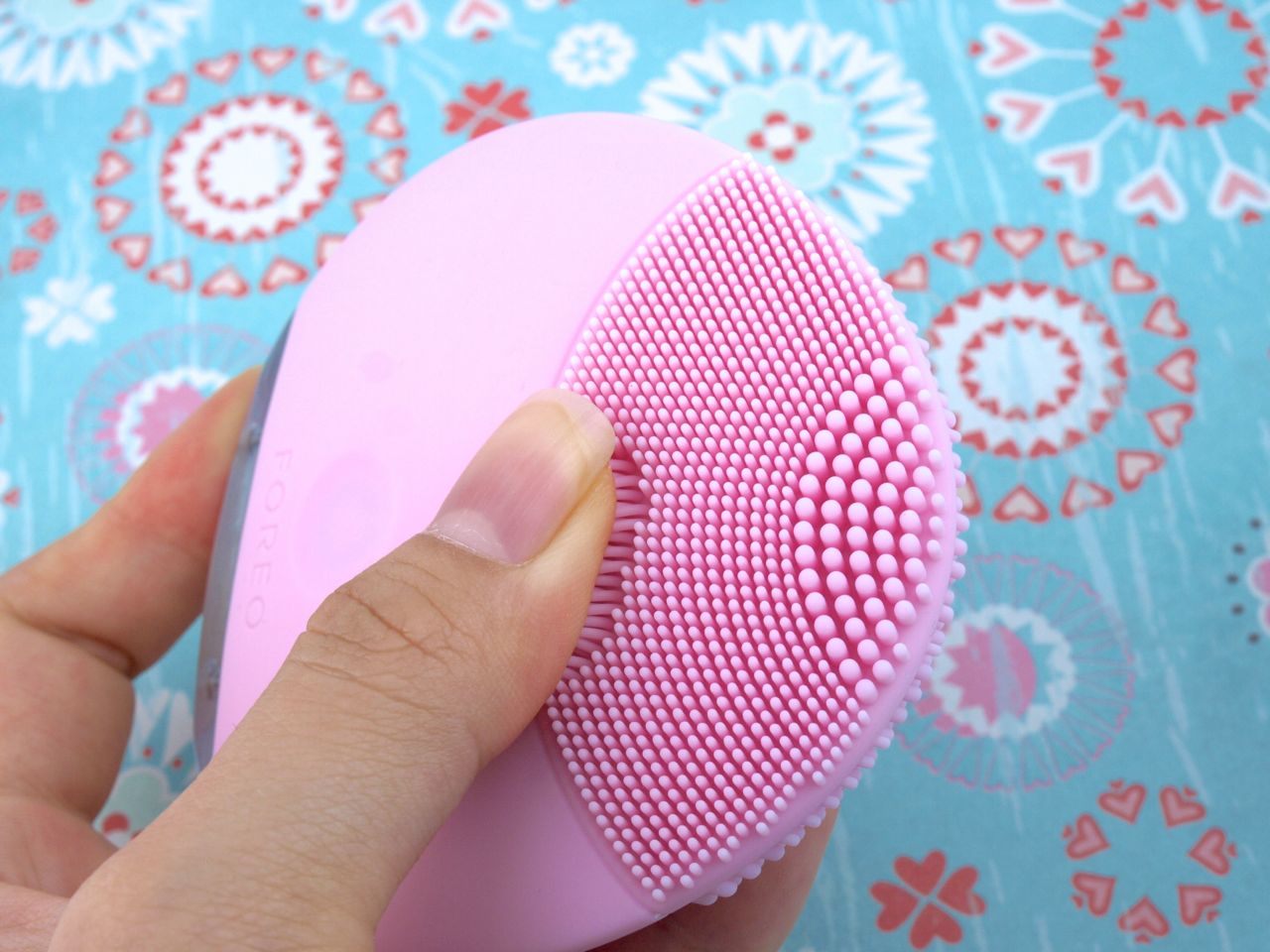 Foreo Luna Mini T-Sonic Facial Cleansing Device: Review