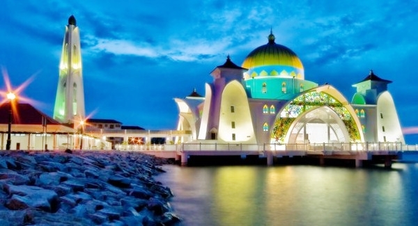 Masjid Selat Melaka Masjid Selat Melaka
