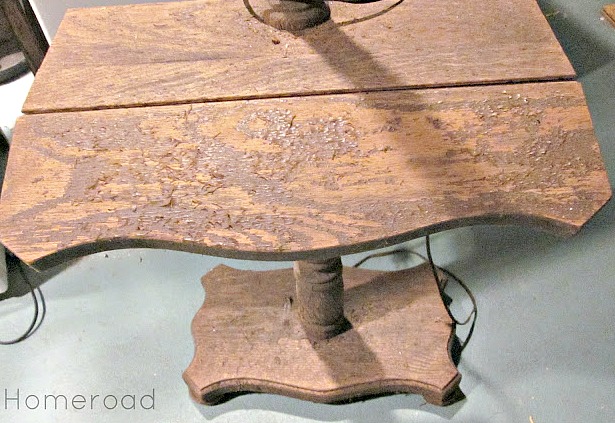 Bun Footed Tabletop Wooden Pedestal