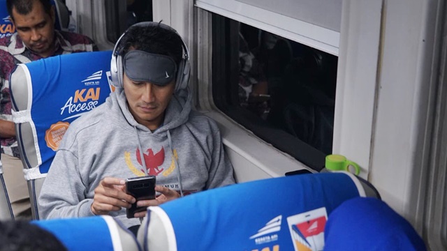 Lima Postingan Sandiaga Uno Bikin 'Baper' Warganet Lima Postingan Sandiaga Uno Bikin 'Baper' Warganet