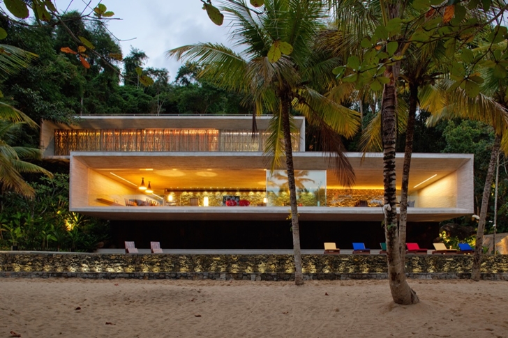World of Architecture: Modern Beach House In Brazil by Marcio Kogan