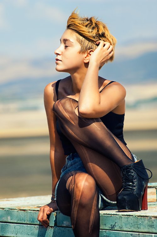 As lindas e sensuais modelos de cabelos curtos na fotografia de Metin Demiralay Metin Demiralay 500px arte fotografia mulheres modelos sensuais fashion beleza cabelos curtos