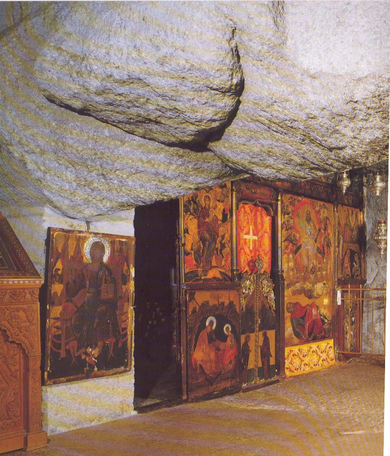 Пещера откровений. Пещера апокалипсиса на острове патмос. Пещера апокалипсиса на острове патмос. Пещера откровений. Пещера апокалипсиса на острове патмос.