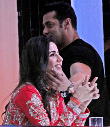 Salman Khan finds it hard to keep his hands off his former girlfriend Katrina Kaif