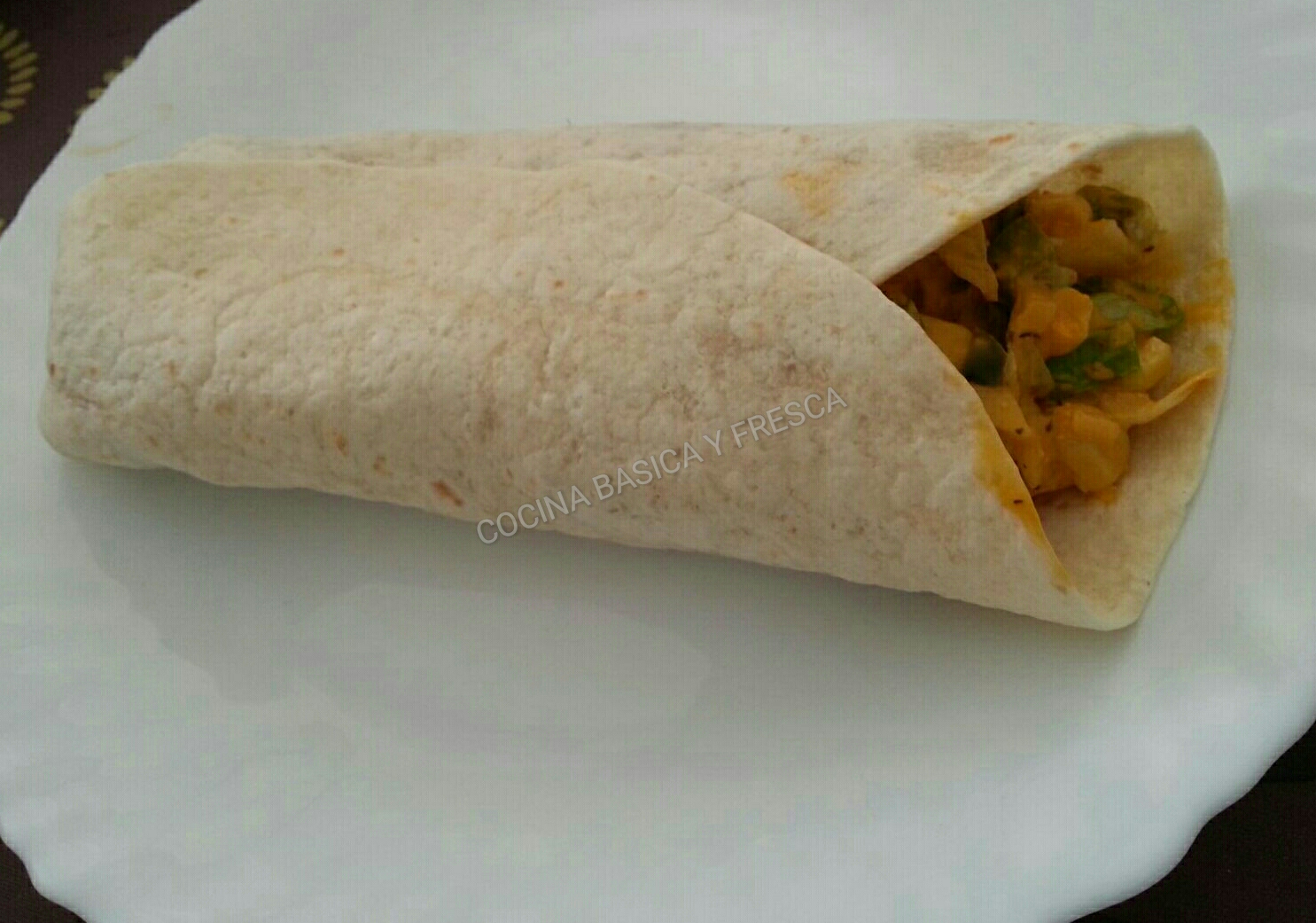 Cocina Basica y Fresca BURRITOS CASEROS DE POLLO Y LOMO CBF