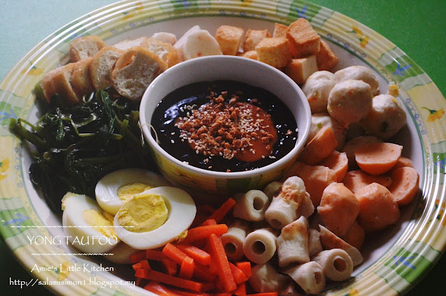 Resipi Yong Tau Foo Kuah Sedap dengan Kuah Hitam dan Kuah Merah