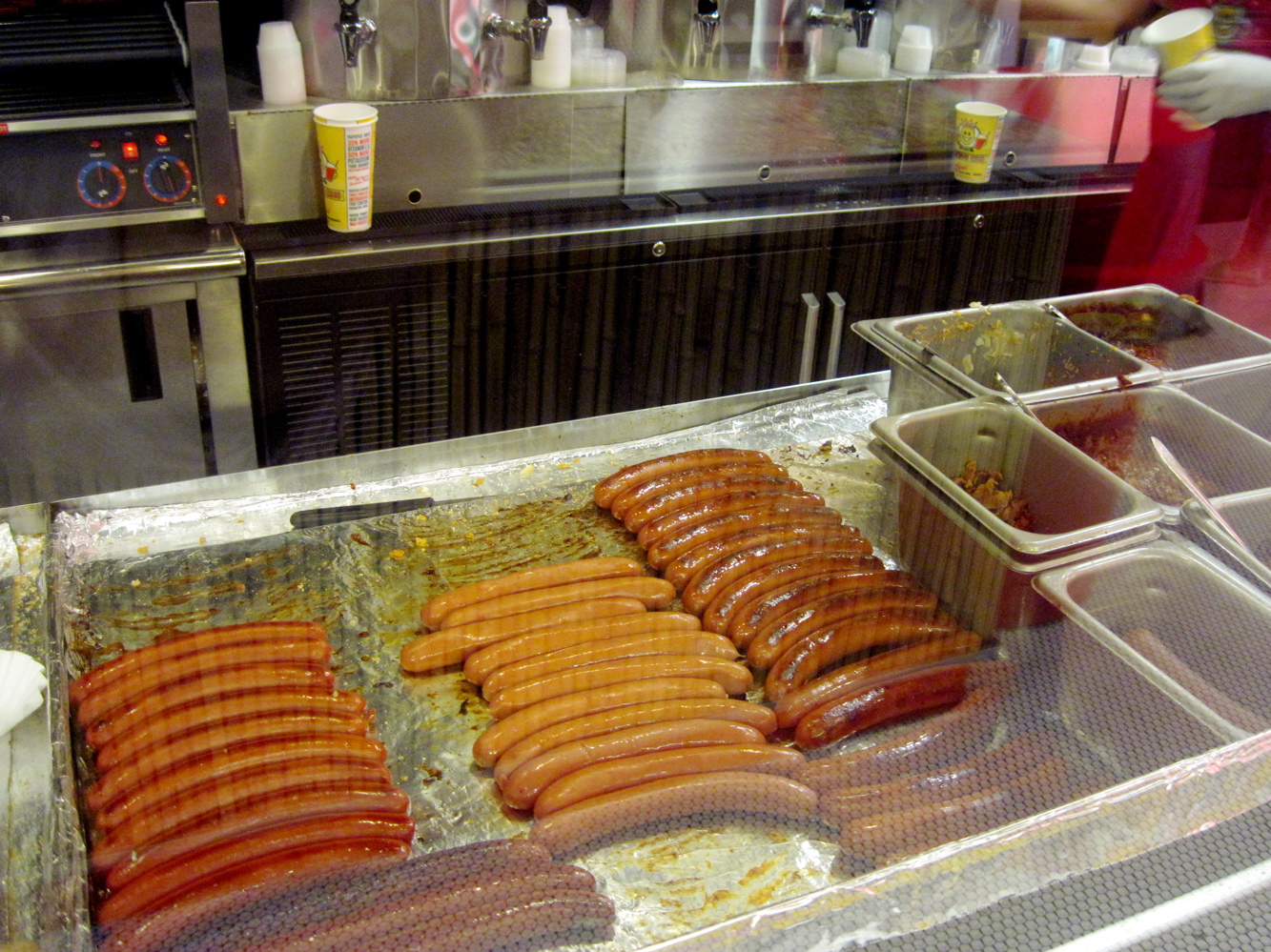 Mitch Broder's Vintage New York Old Yet New in New York Papaya King