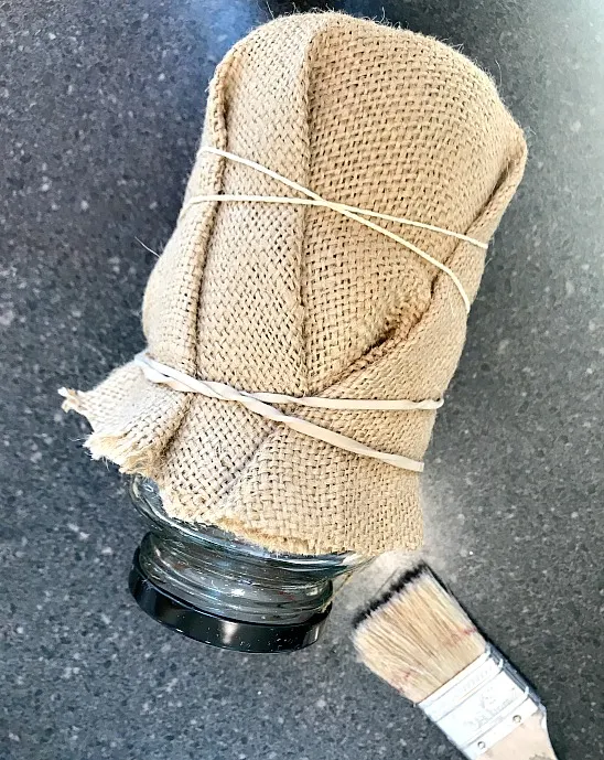 burlap around jar with rubberbands