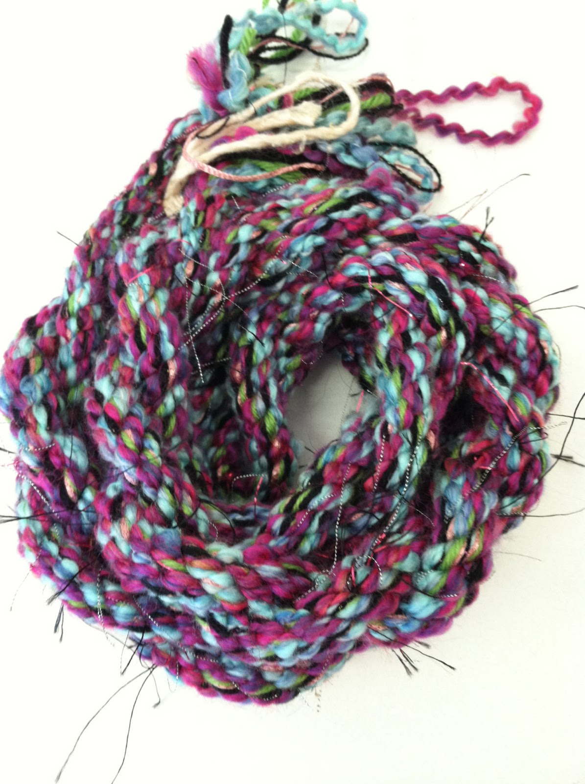 Roving Rope Distaff Delusions: Gwen Powell Workshops