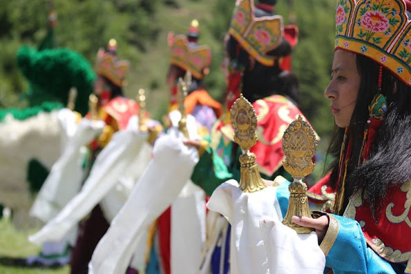 Bhutan-Royals-4.jpg