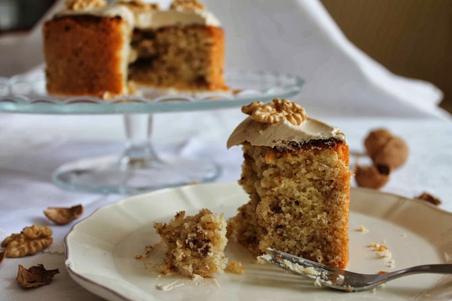 Cake de nueces y buttercream de café