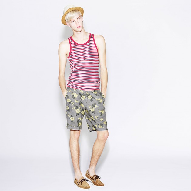DIARY OF A CLOTHESHORSE: UNIQLO SPRING SUMMER/SUMMER 2013 LOOKBOOK