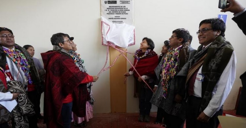 Director Ejecutivo del PRONIED y Ministra de Trabajo inauguraron nuevo colegio en el distrito de Vilque en Puno - www.pronied.gob.pe