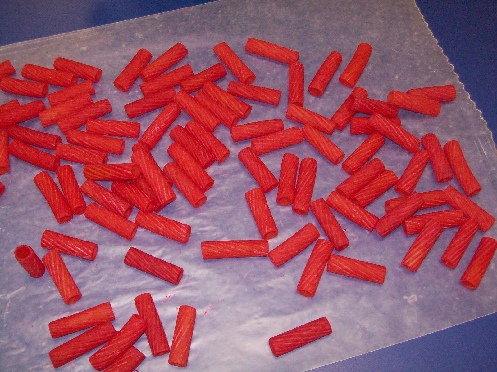 Little Fun; Little Learning: How to Dye Pasta for Crafts