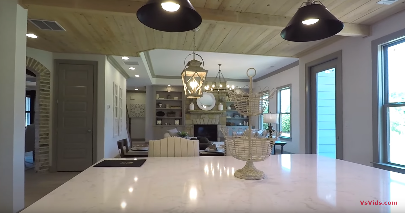 27 Photos vs. A LOOK INSIDE A 5 BDRM DECORATED MODEL HOME NORTH OF ATLANTA - Luxury House & Interior Design Tour 27 Photos vs. A LOOK INSIDE A 5 BDRM DECORATED MODEL HOME NORTH OF ATLANTA - Luxury House & Interior Design Tour