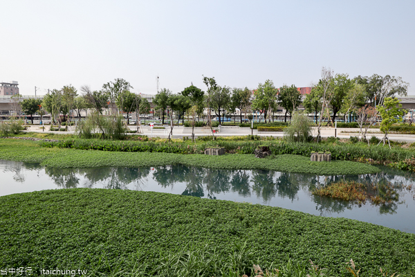 歷史建築帝國製糖廠台中營業所(台中產業故事館),湧泉公園賞星泉湖 歷史建築帝國製糖廠台中營業所(台中產業故事館),湧泉公園賞星泉湖