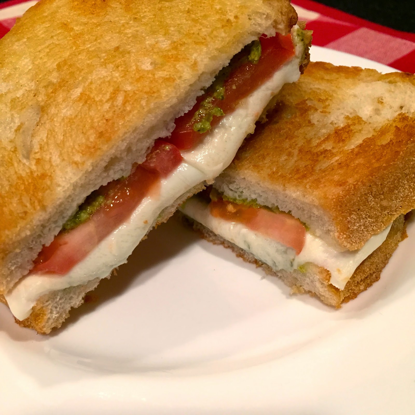Food Impressions: Grilled Tomato Mozzarella Sandwiches