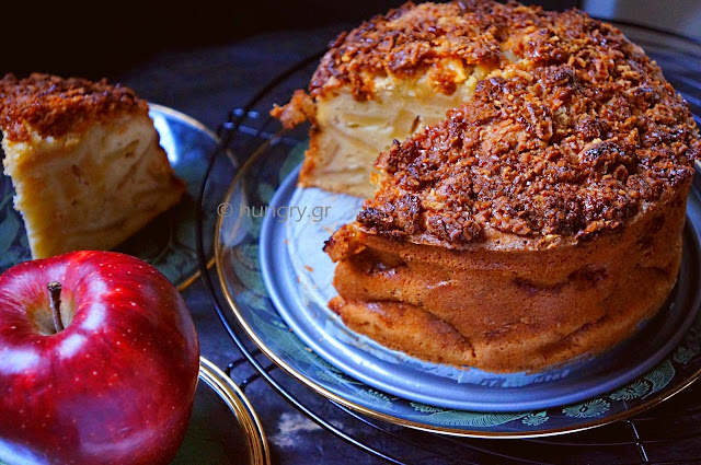 Autumn Apple Cake with Stroopwafel