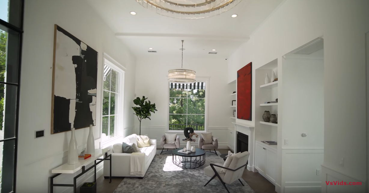 31 Photos vs. Touring a $7,495,000 ENCINO Mansion with 300 Ft Private Driveway! - Luxury Home Tour 31 Photos vs. Touring a $7,495,000 ENCINO Mansion with 300 Ft Private Driveway! - Luxury Home Tour