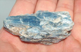 Blue Kyanite, stone of year 2019