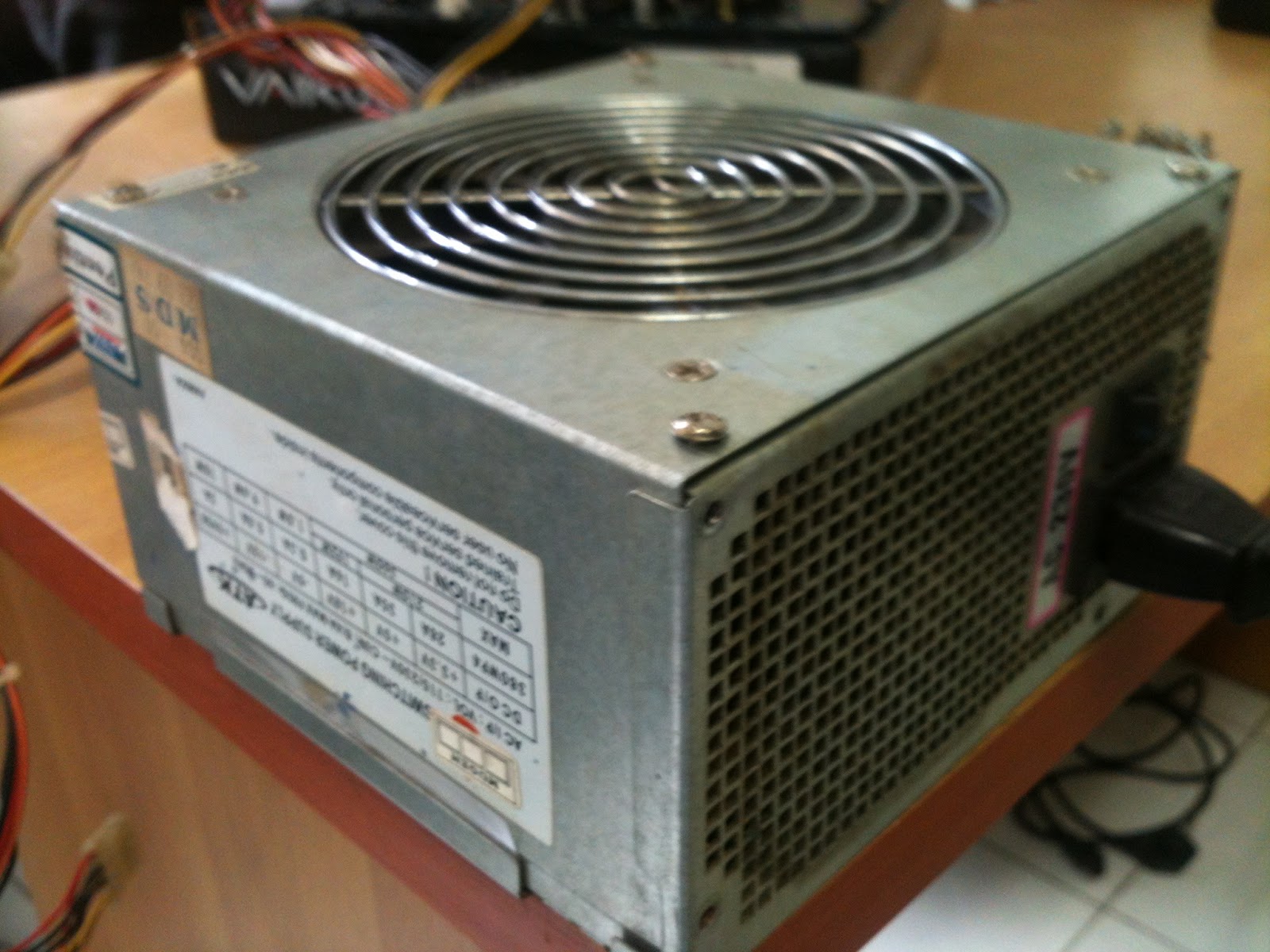 Mengenali Kerusakan Pada Power Supply Hybrid Computer