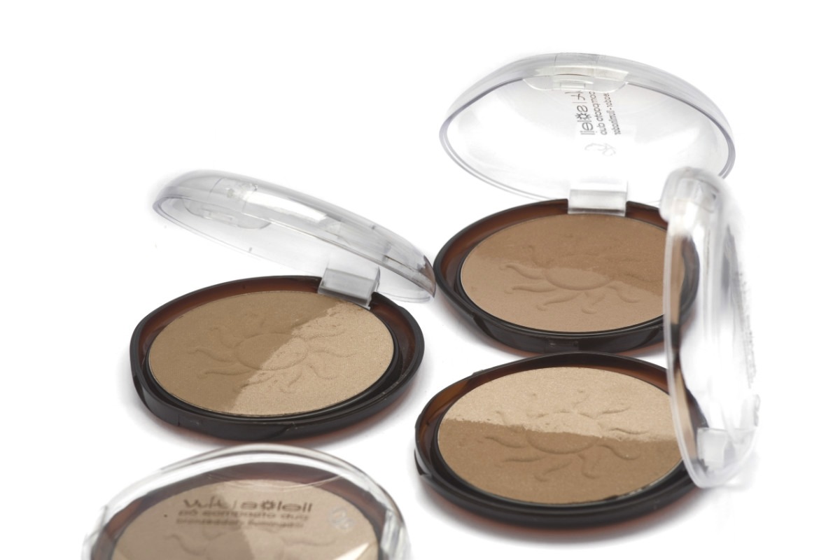 Menina patty Make do momento Make Bronze