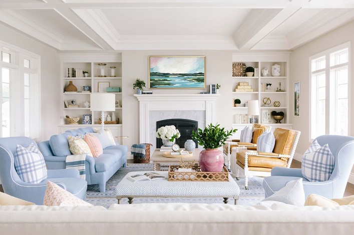 Inside a gorgeous Wisconsin home with a soft and pretty spring palette!