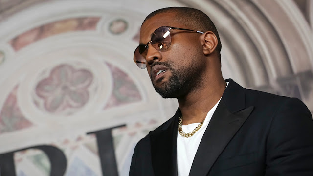 Kanye West enciende las redes con provocativas fotos para lanzar nueva campaña