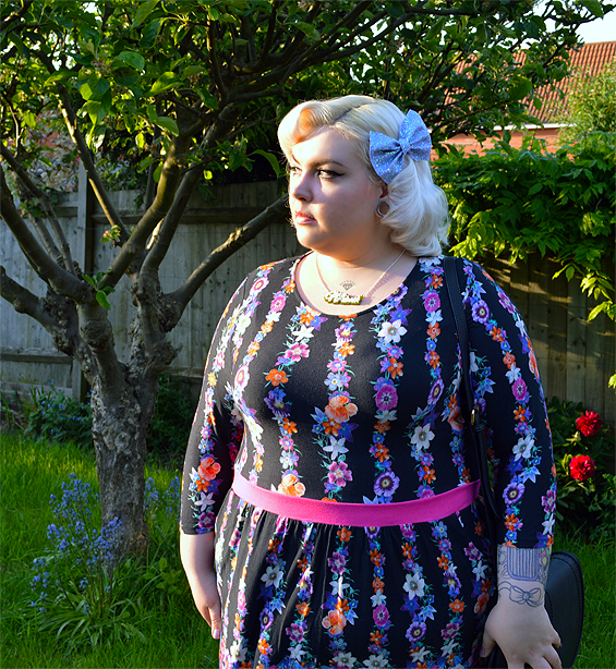 Plus Size Summer Holiday Wear - Floral City Break Chic | Nancy ...