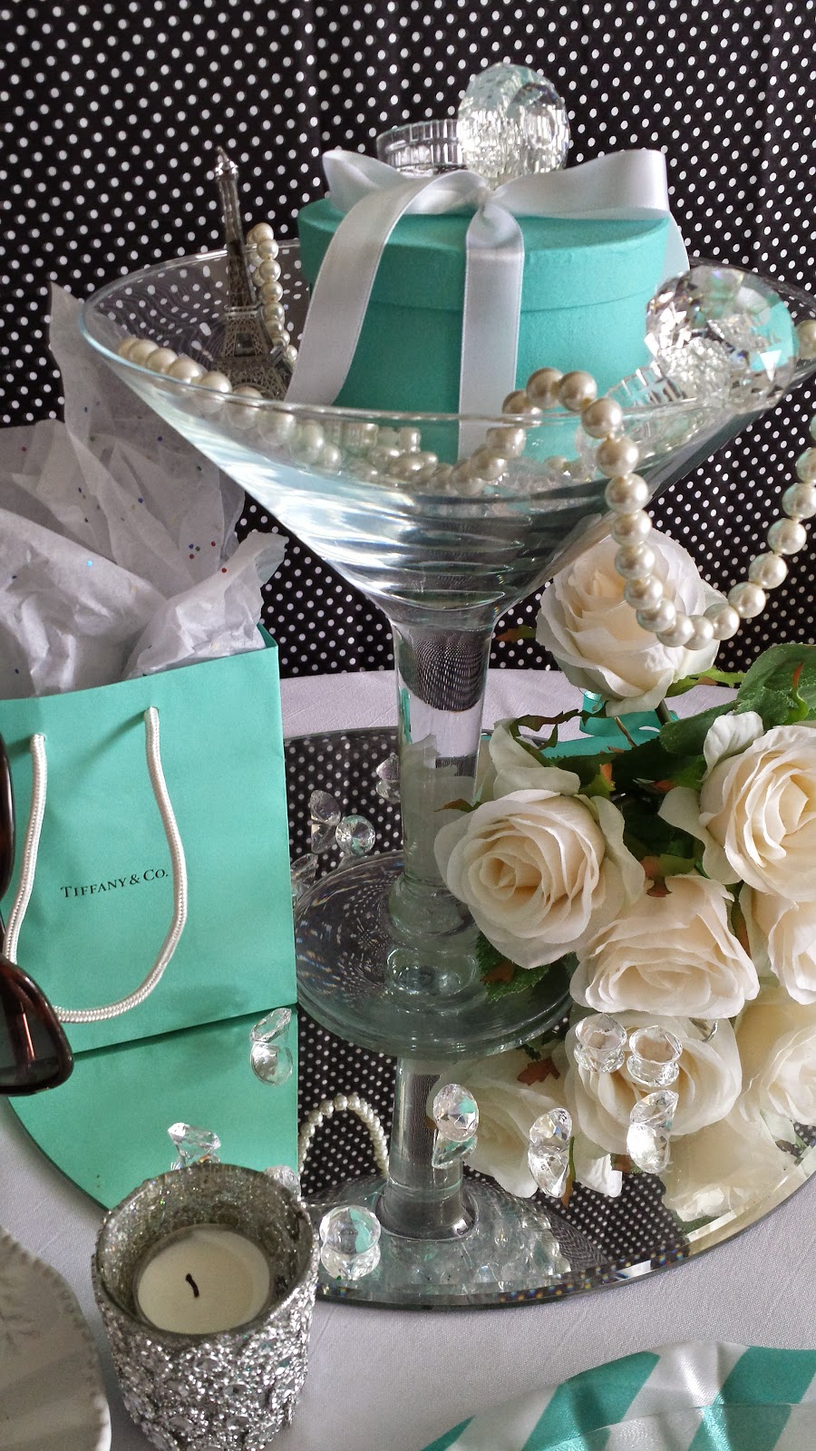 Breakfast at Tiffany Theme Centerpiece Breakfast at Tiffany Theme Centerpiece, DIY centerpiece idea, Paper Mache Craft,