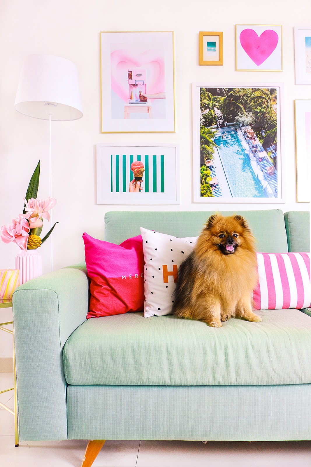 decoracao sala com sofa retro colorido cor de menta mint pastel sofa westwing