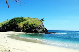 alam pantai atraksi budaya kabupaten sikka