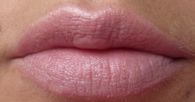 BEAUTY & LE CHIC: MAC Hue Lipstick