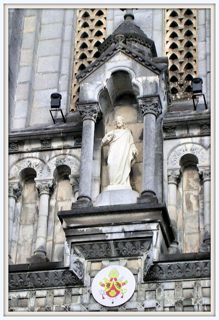 Sacro Cuore di Gesù, Lourdes