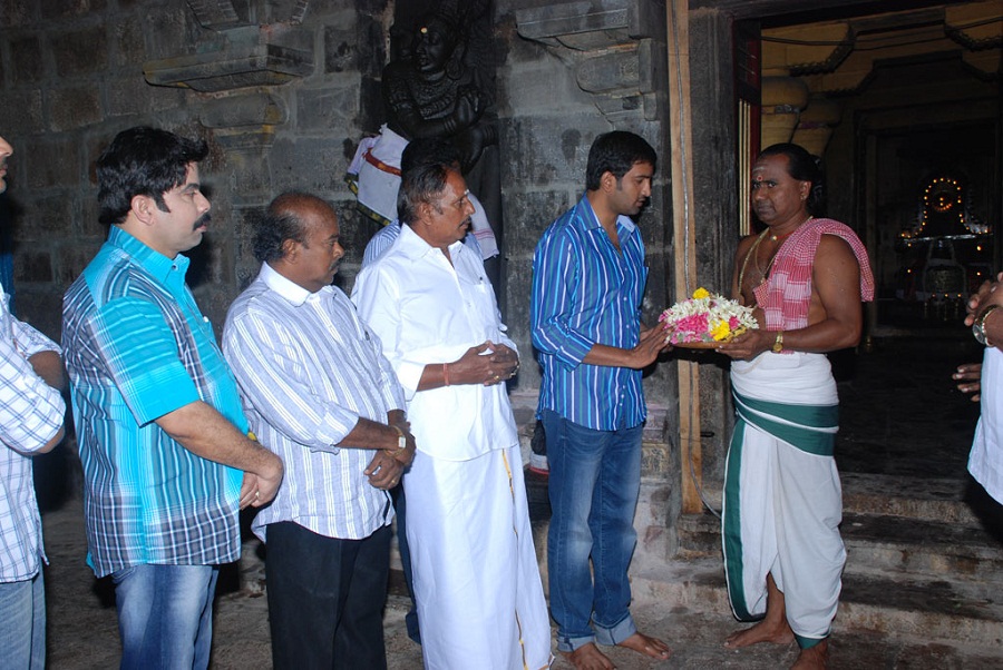 Kanna Laddu Thinna Aasaiya Movie Launch Stills 123cinegallery