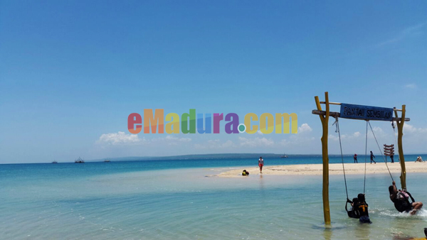 Pantai Sembilan Sumenep Pantai Sembilan Sumenep