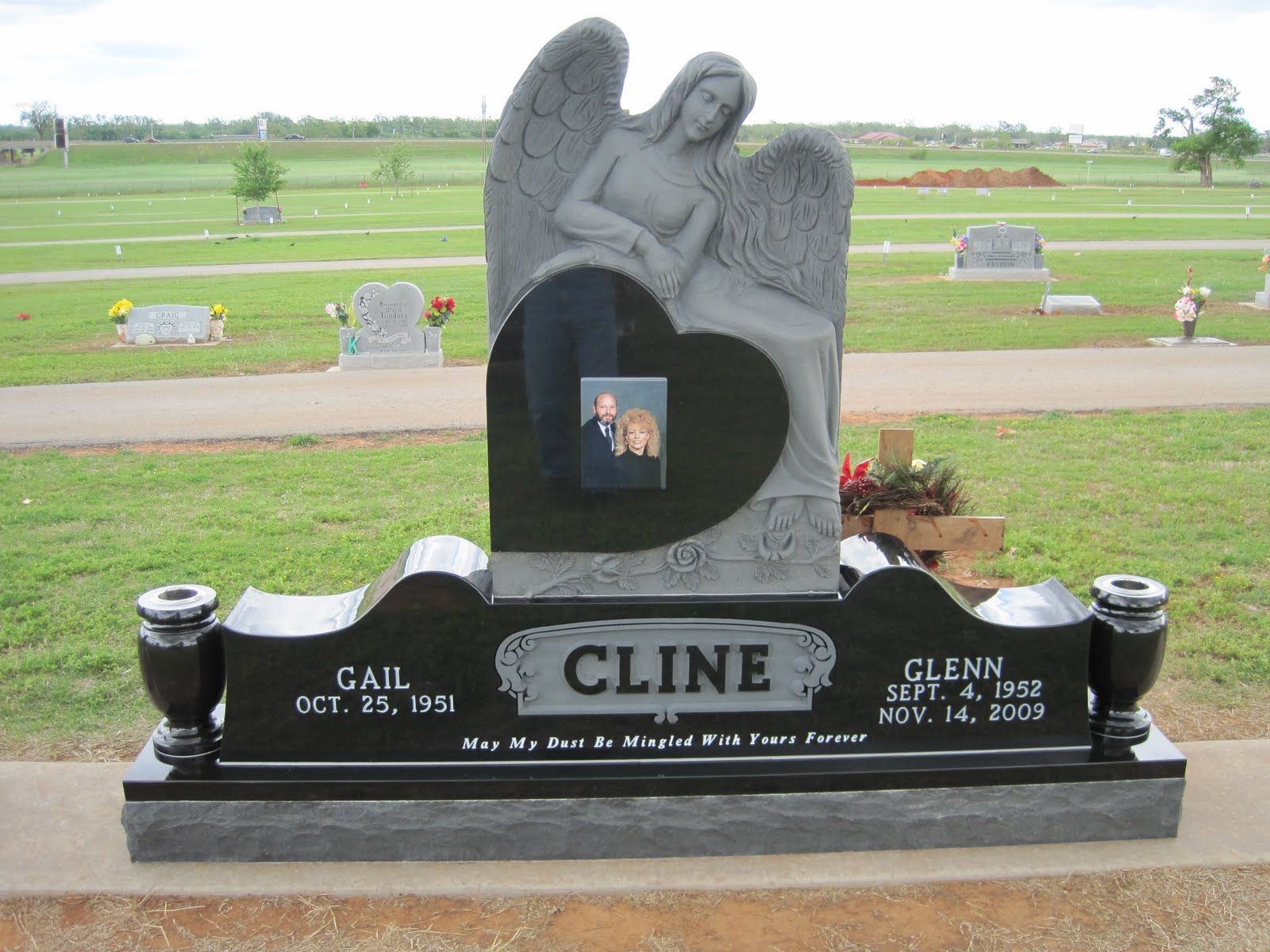 Cline Monument