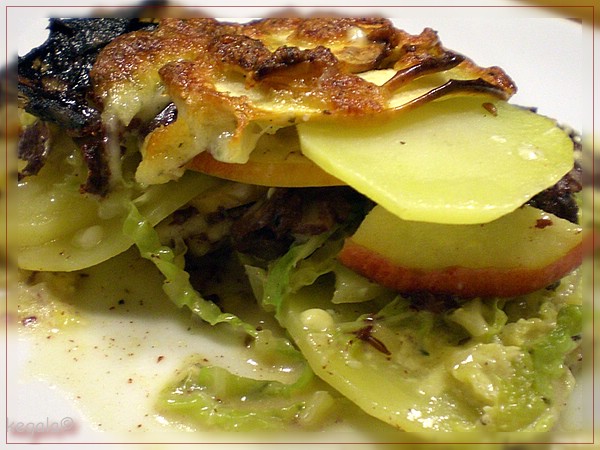 Kk = Kegala kocht: Kartoffel-Wirsing-Blutwurst-Auflauf