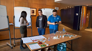 Picture of the MVP&rsquo;s booth where we could see local MVPs talking with participants during a break.