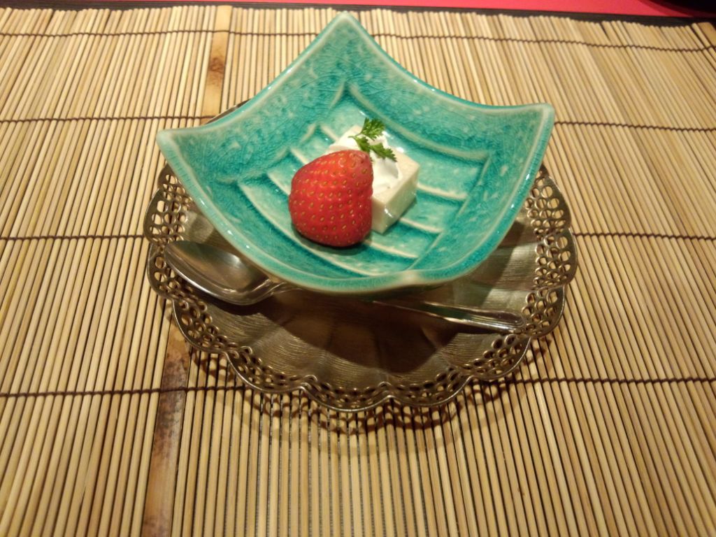 My eating life in Tokyo Nice Japanese lunch in an underground private