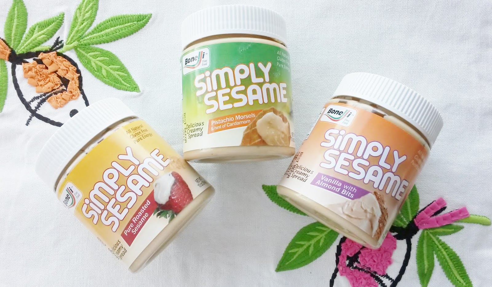 MEGOMANIA can you hear me now? Green Tea Cardamom Blondies with