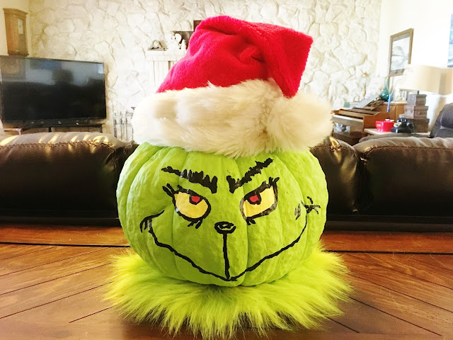 HollysHome Family Life: Make Some Grinch Legs To Put In Your Christmas