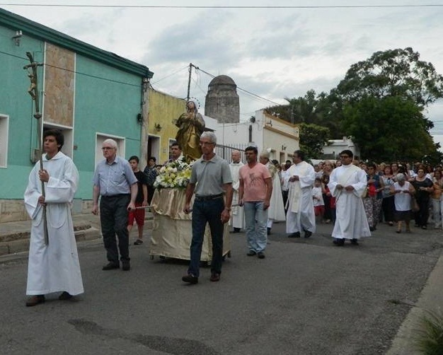 Notas e Informaciones Diócesis de Minas celebra a su patrona, la