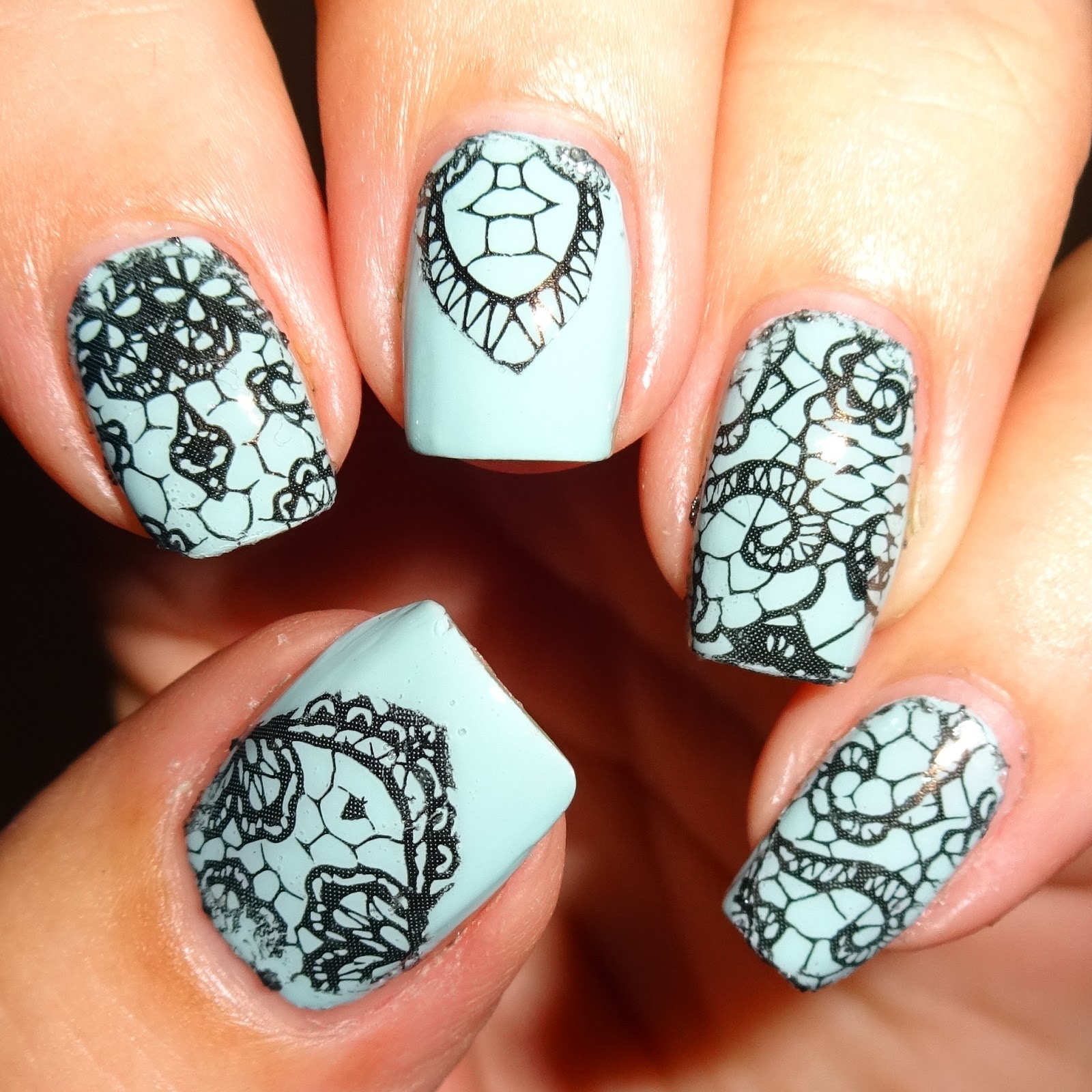 Wendy's Delights NailHugs Nail Appliqués Secret Garden