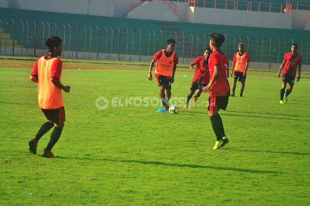 Evaluasi Laga Perdana Untuk Mengahadapi Laga Kedua Evaluasi Laga Perdana Untuk Mengahadapi Laga Kedua