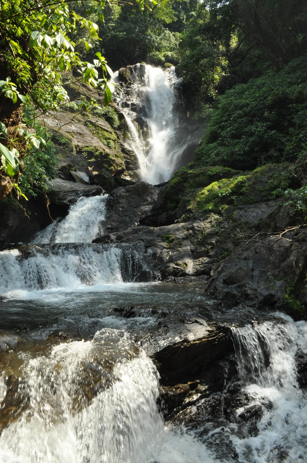 Road Bloke: Viboothi Falls, Sirsi