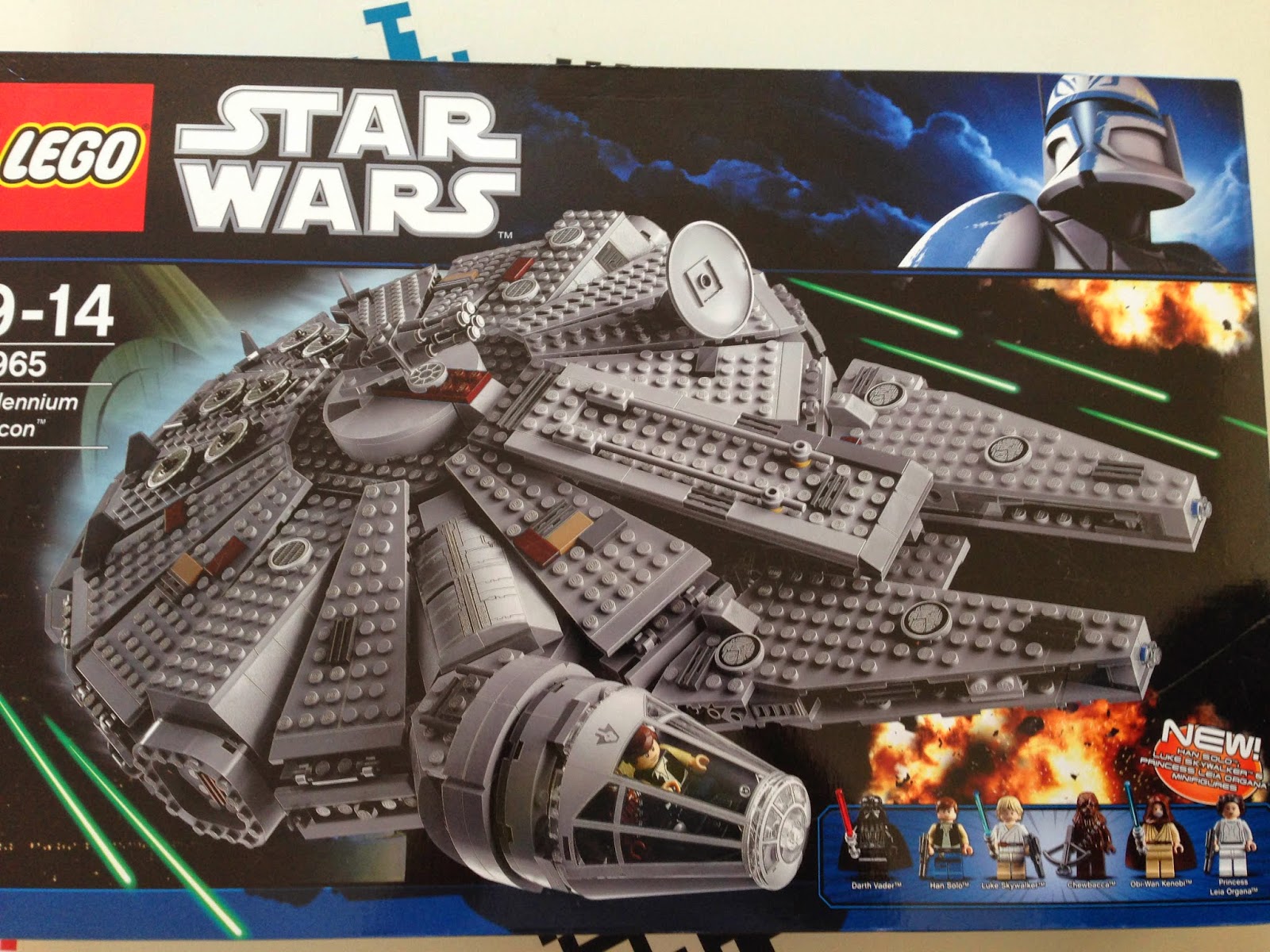 LEGO 75105 Star Wars Jeu de Construction Millennium Falcon