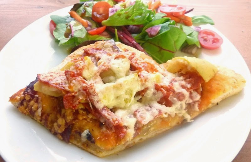 apple, cheddar and chorizo pizza
