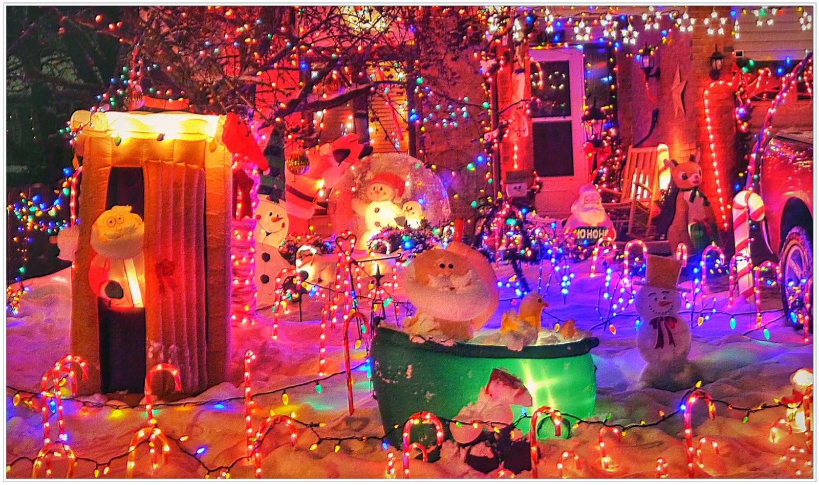 Silverpixel CHRISTMAS LIGHTS, ORLEANS, ONTARIO